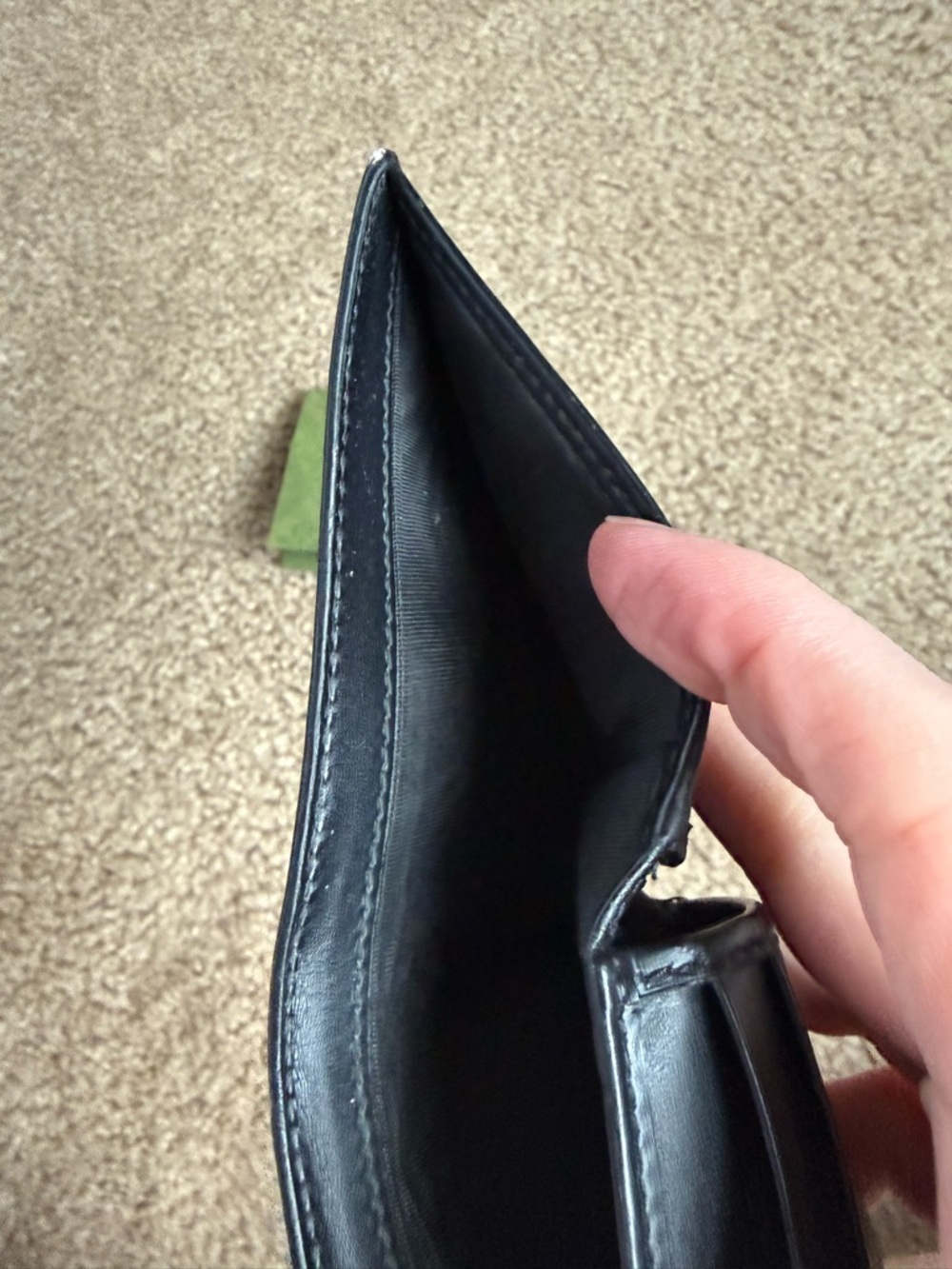 Gucci Snake Wallet (Smaller size) 4 Card slot - Picture 4 of 7